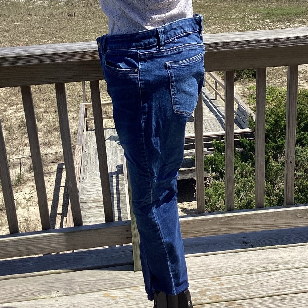 White House Black Market Slim Crop Jeans - Picture 8 of 14